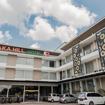 Neo Cempaka Hill Hotel Jembel エクステリア 写真